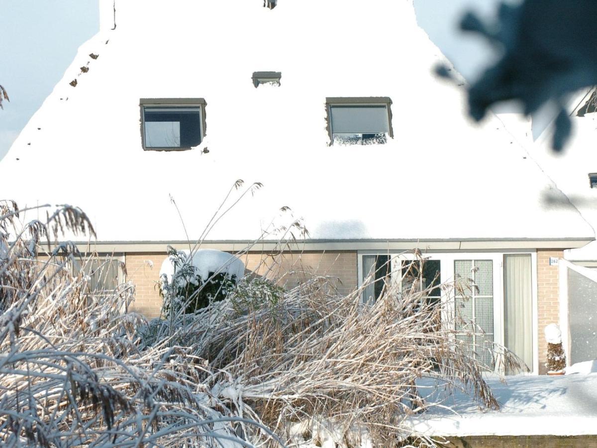 Lush Holiday Home In Earnew Ld Earnewâld Exterior foto